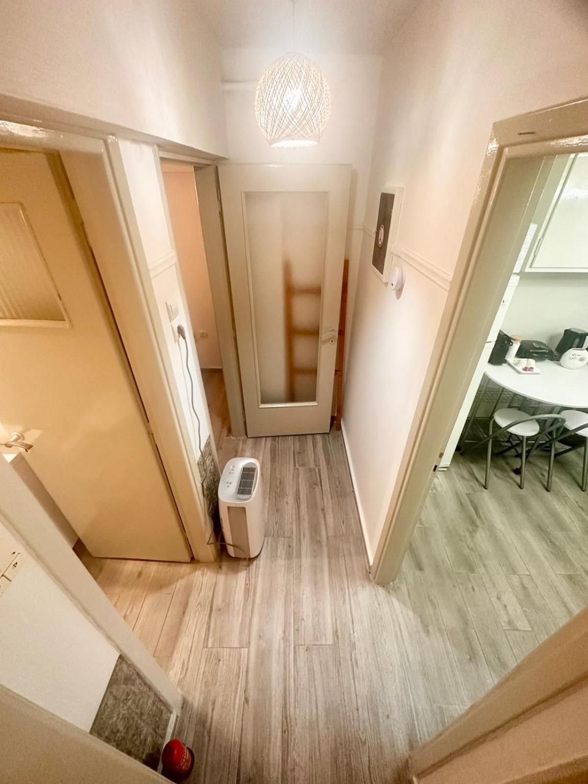 Vestige Basement Apartment Athens Ngoại thất bức ảnh